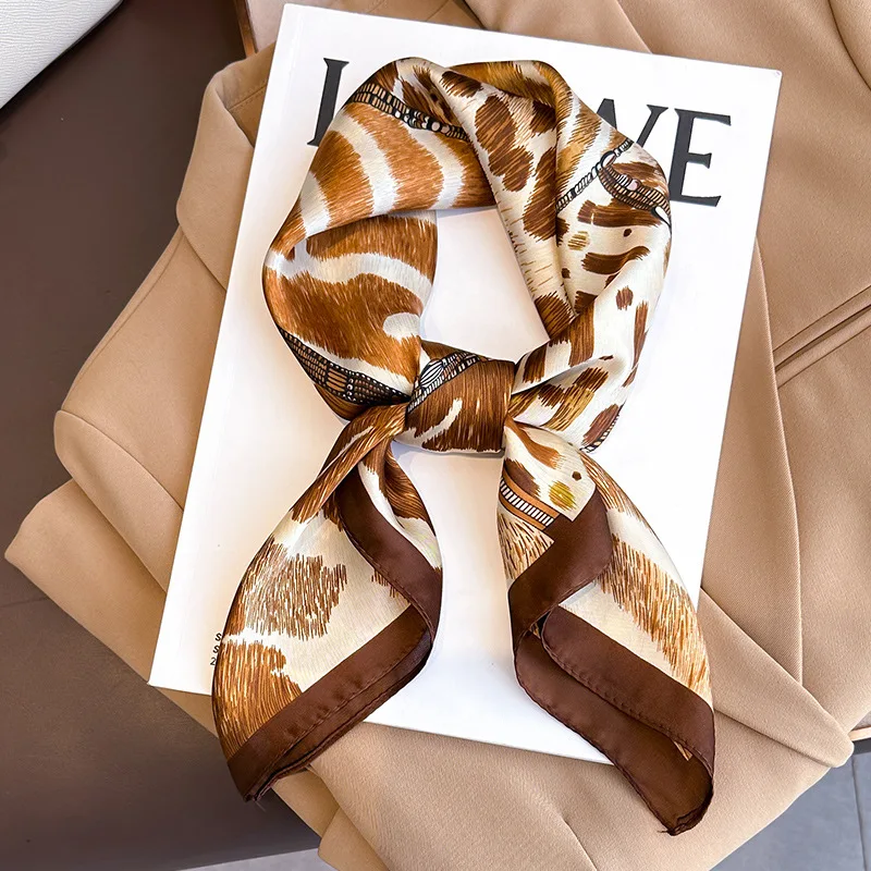 Luxury Bags Office - Square Silk Scarf Luxury Leopard Print
