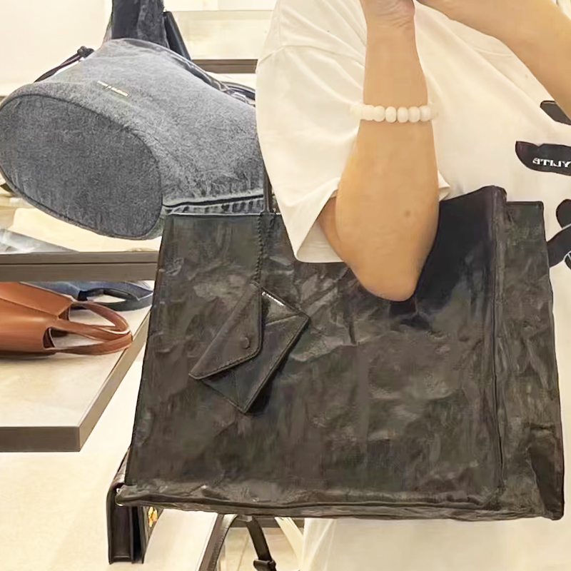 Korean Casual Kraft Paper Tote - Luxury Bags And Accessories recension och pris