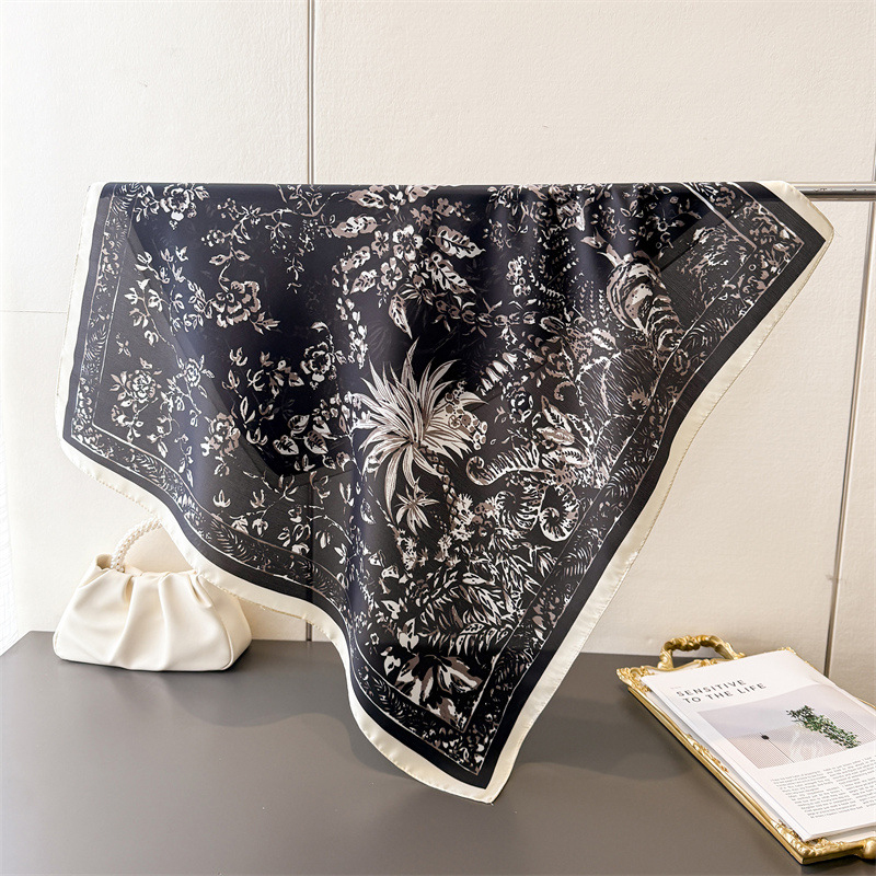 Luxury Summer Square Silk Scar - Luxury Bags For Summer recension och pris
