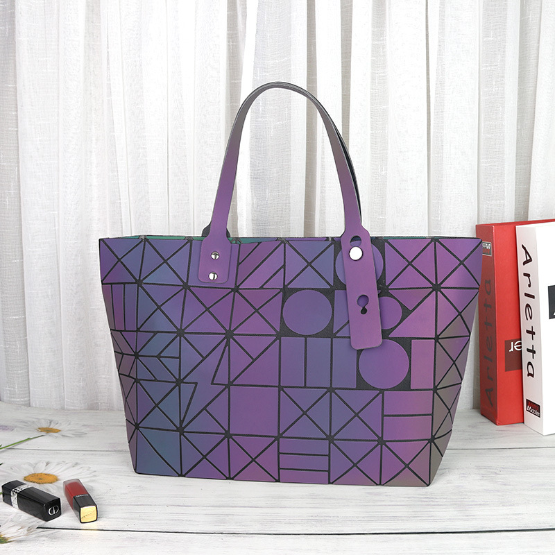 Summer 2026 Women's Geometric  - Luxury Bags For Summer recension och pris