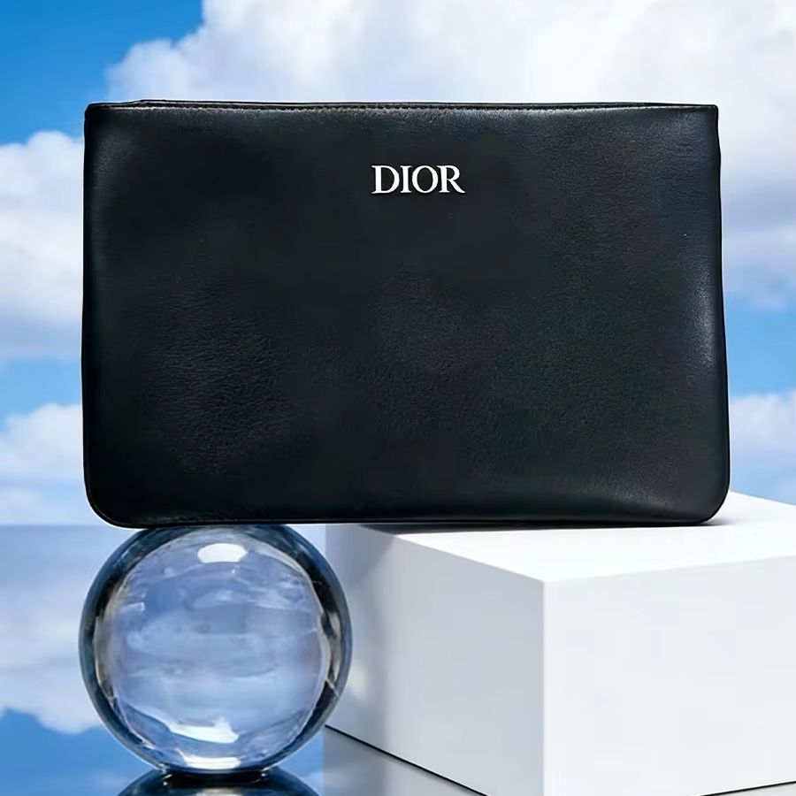 Dior’s Bag Unique Black Leathe - Luxury Bags Dior recension och pris