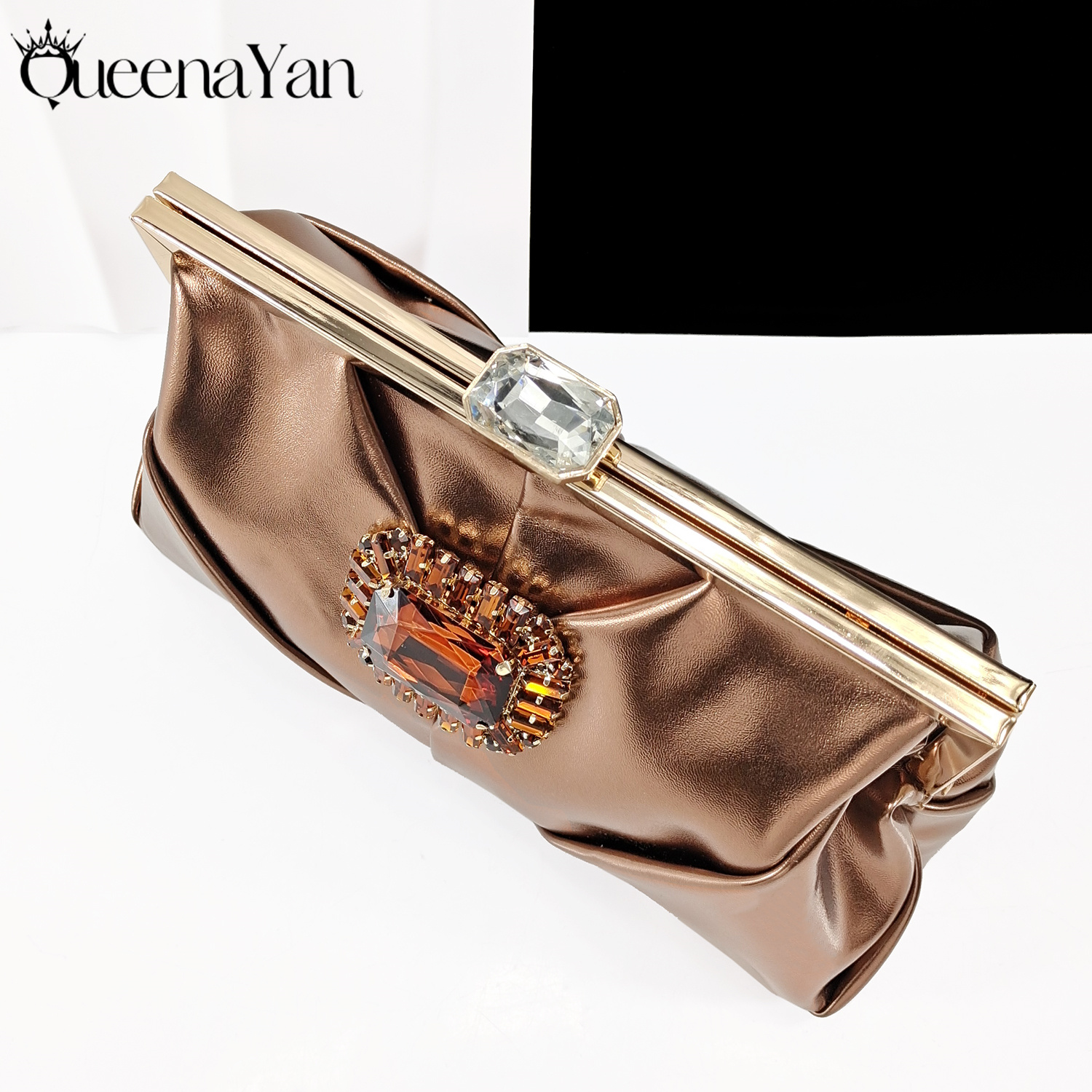 Queena Yan High-end Matching!  - Luxury Bags And Shoes recension och pris