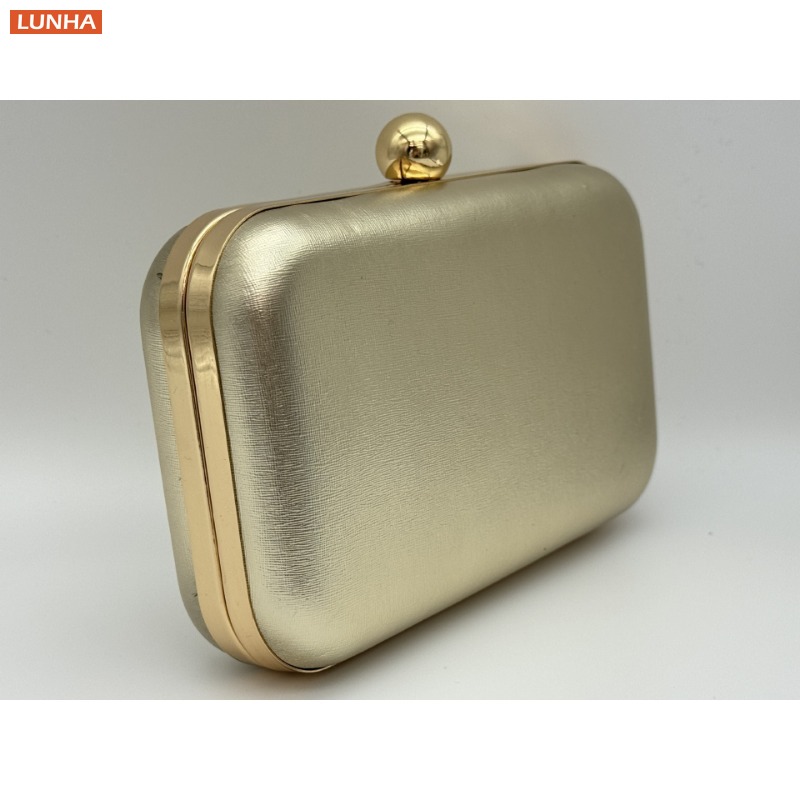 Evening Bags Vintage Metallic  - Luxury Bags And Accessories recension och pris