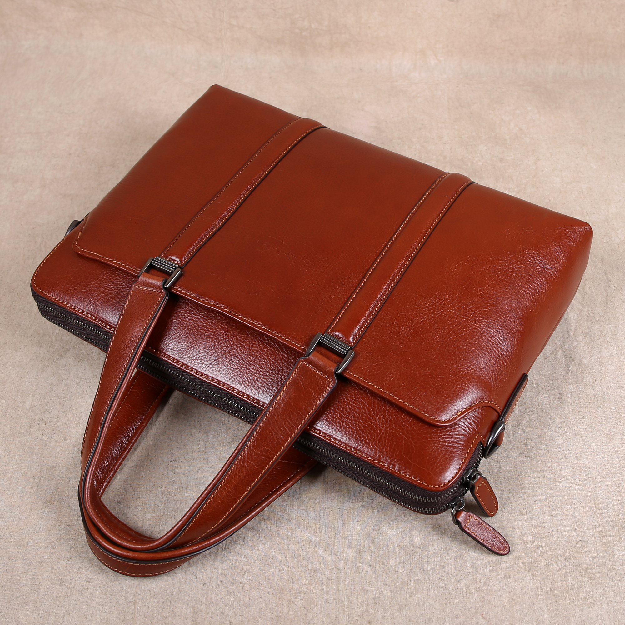 Luxurious Imported Yellow Cowh - Luxury Bags Office recension och pris