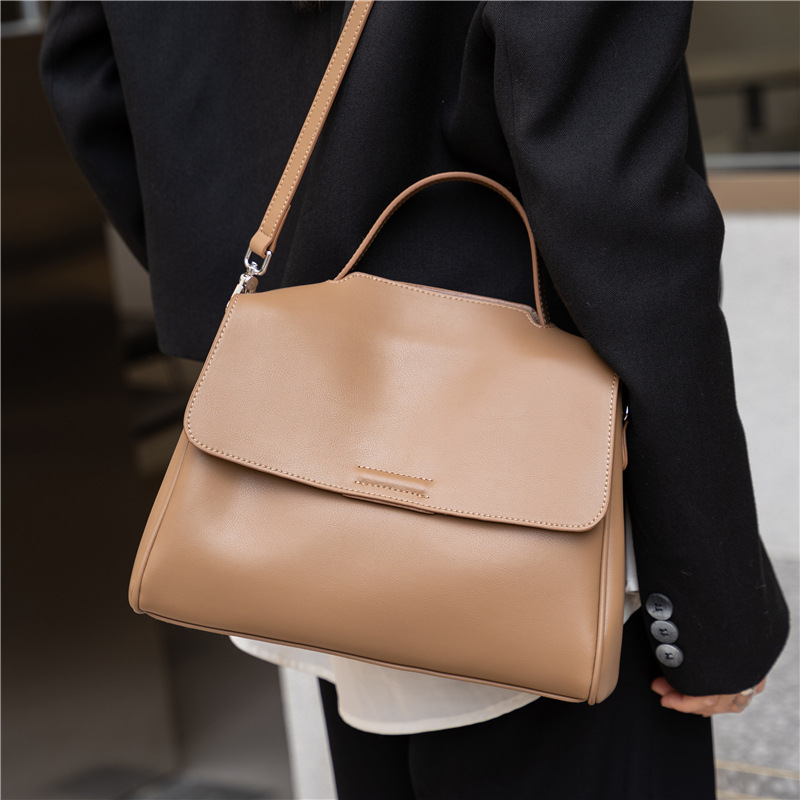 UNBOUND genuine leather tote b - Luxury Bags Office recension och pris